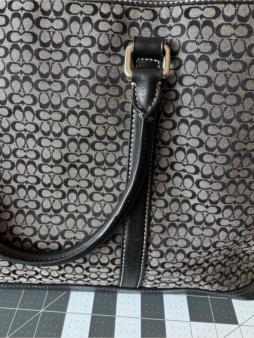 Coach tote signature